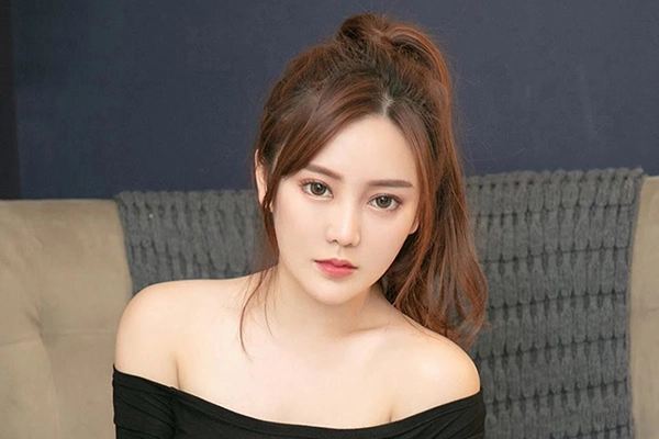 Carly6